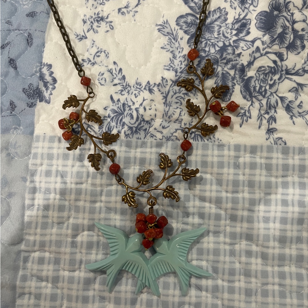 Beautiful necklace with love birds